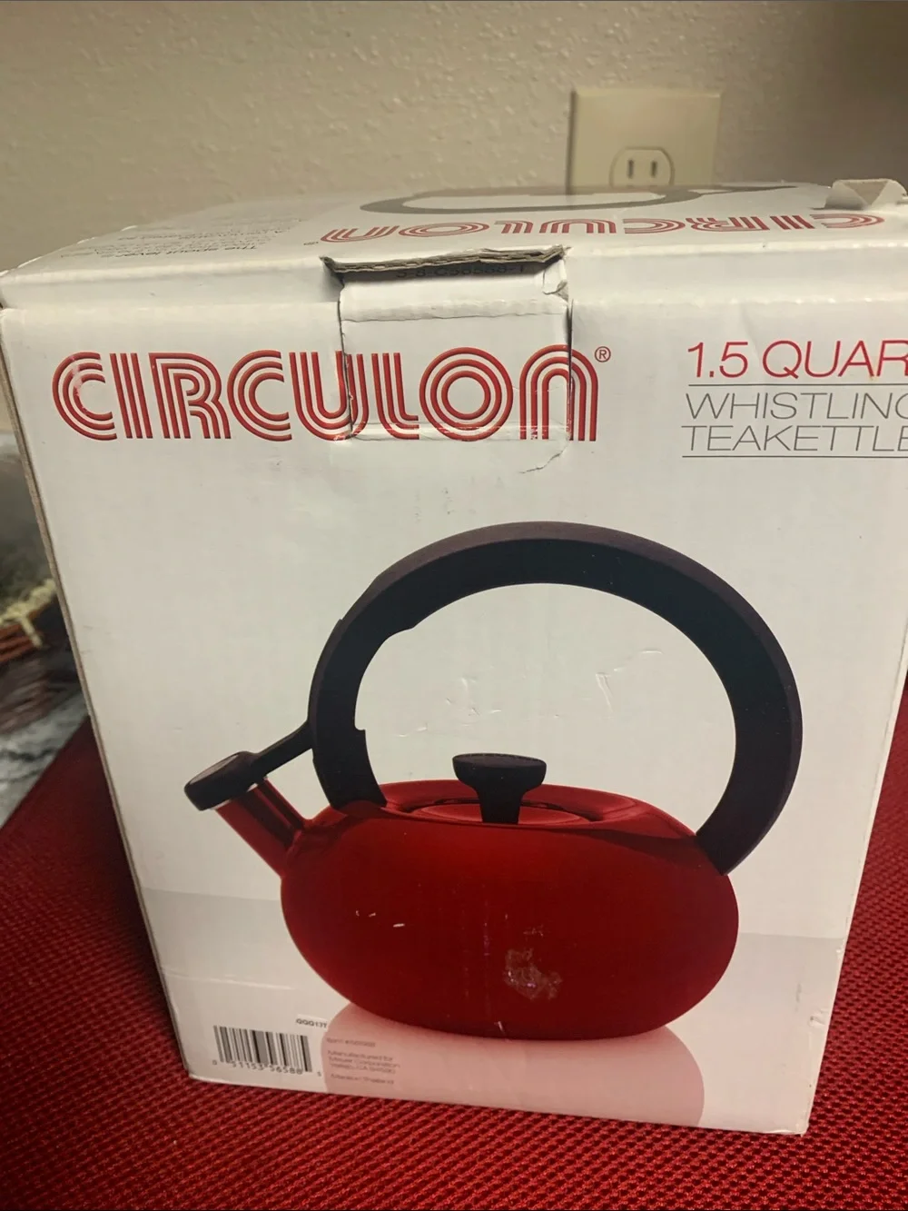 LMT: Circulon Circles 1.9L Kettle - Red